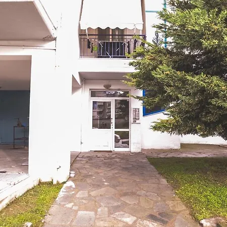 Lux Downtown * Serres