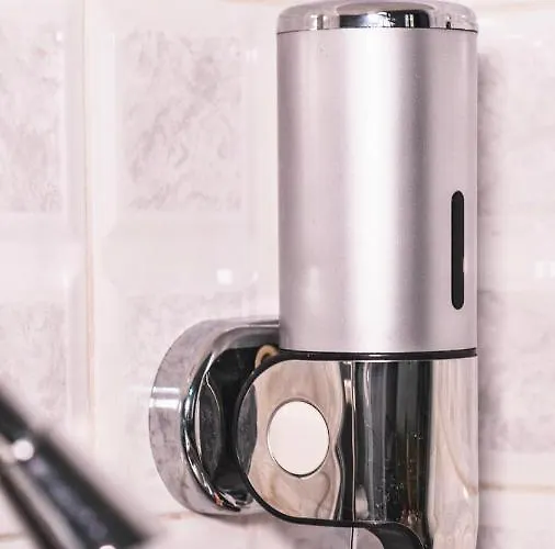 Lux Downtown * Serres